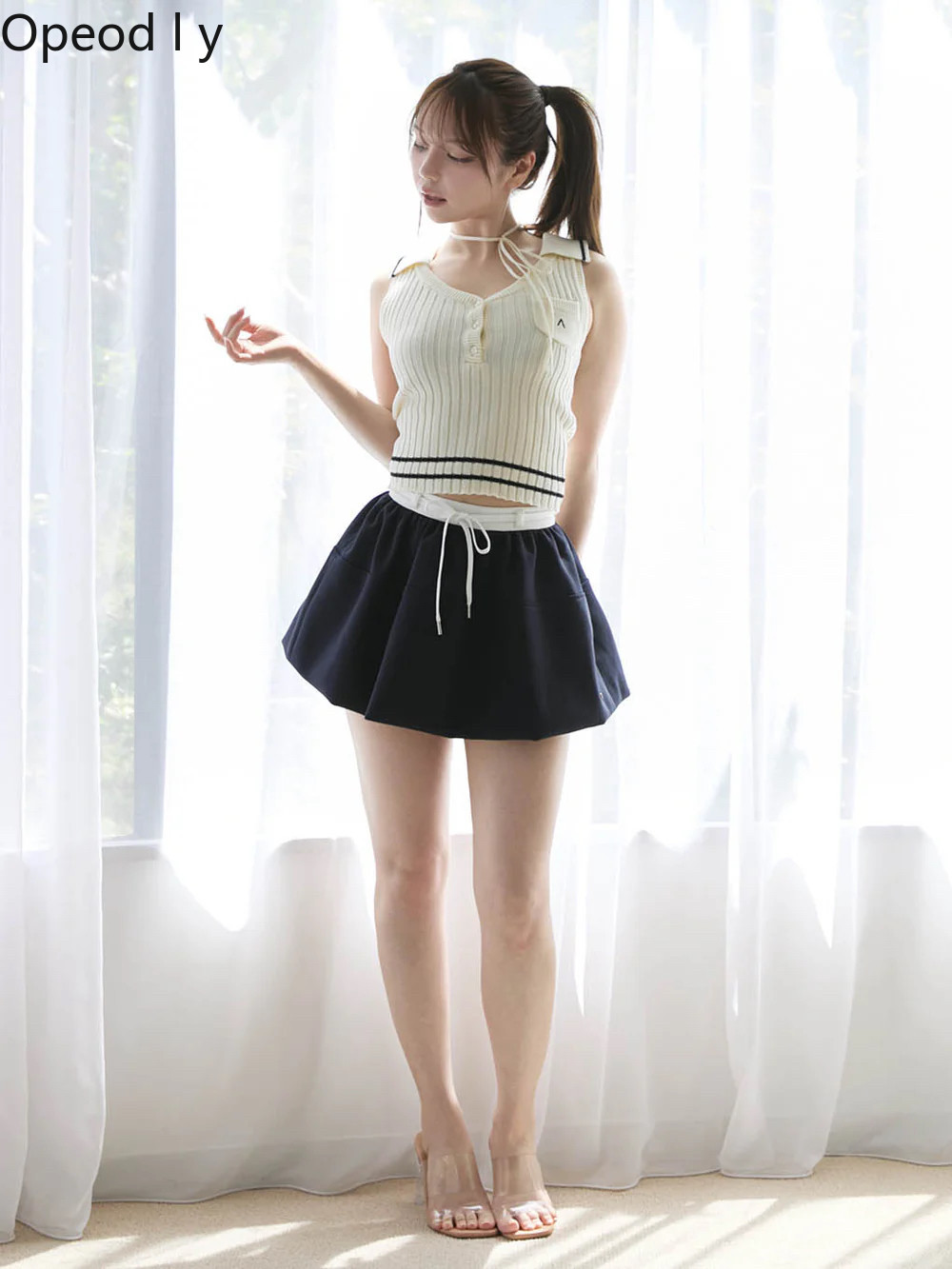Suspender Tank Top - 일본식 스위트 라펠 트위스트 V넥 민소매