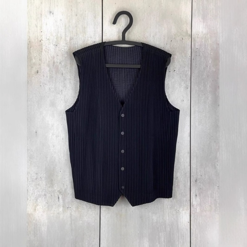 Miyake Pleated Original Unders - Undershirt Crew Neck 리뷰 및 가격